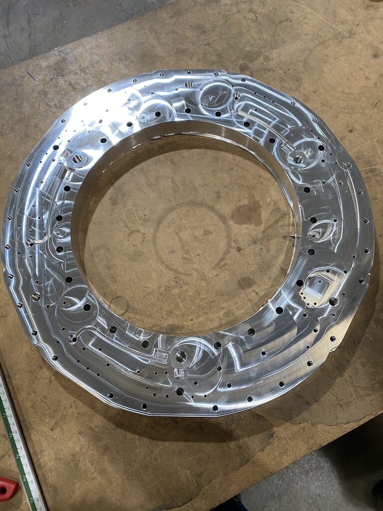 Anneau en aluminium usiné