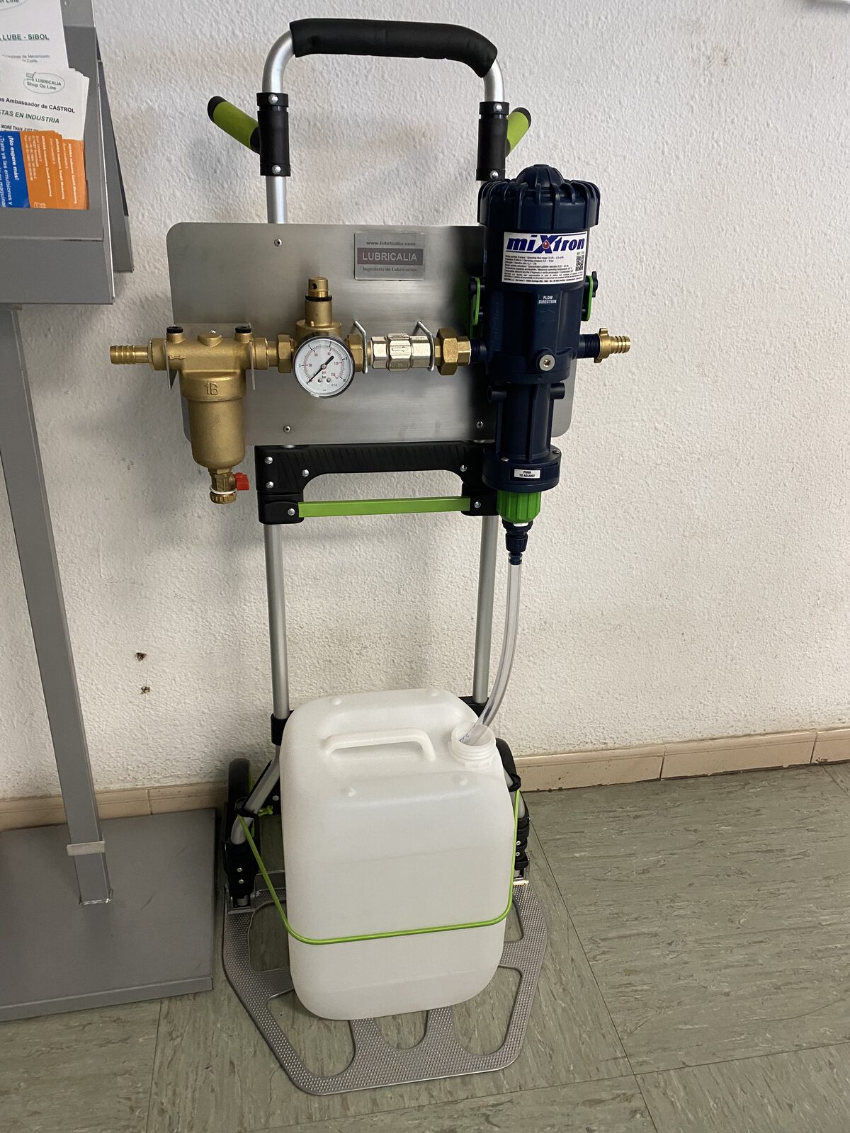Dosing unit on trolley