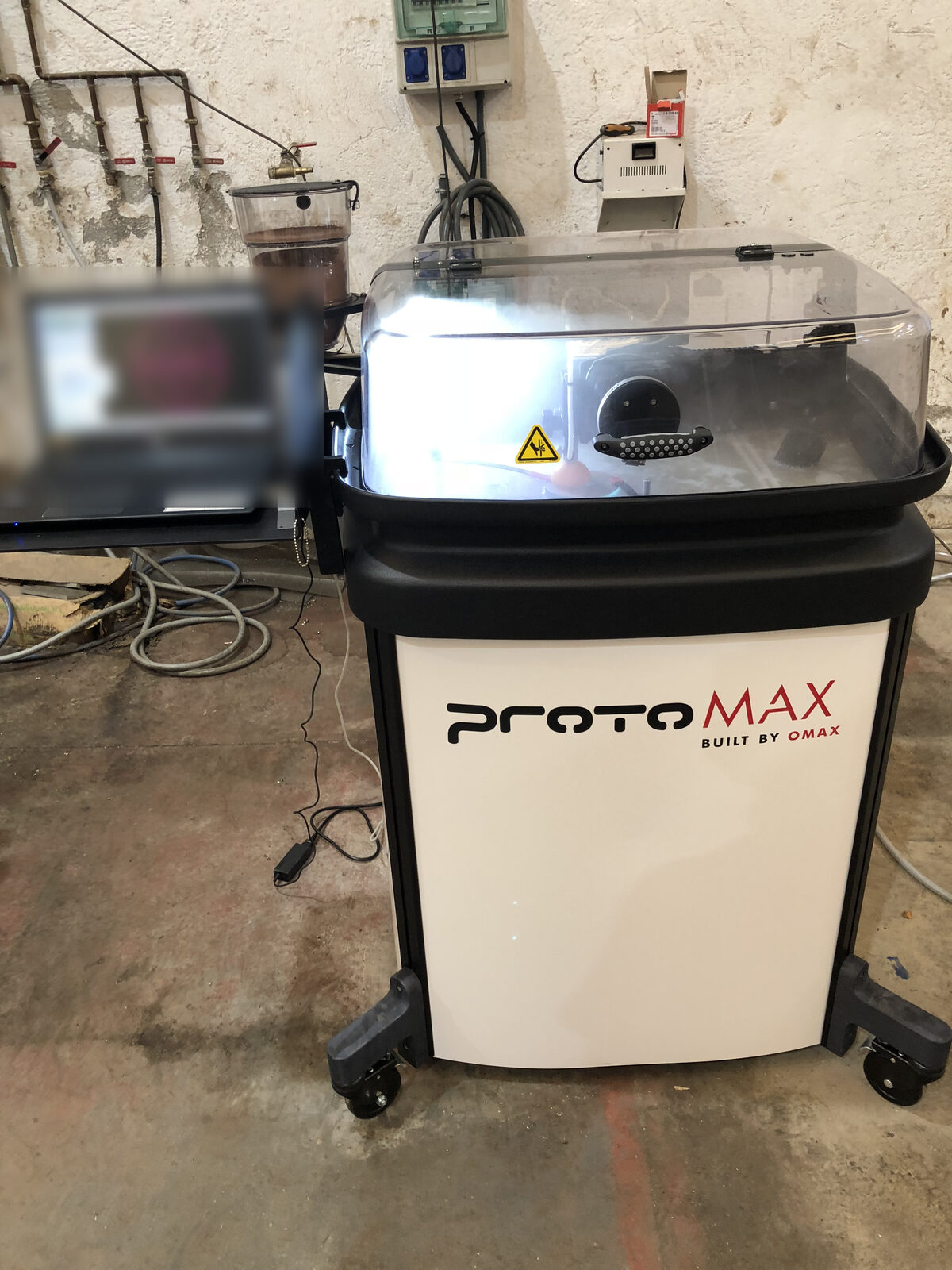 Compact ProtoMAX waterjet