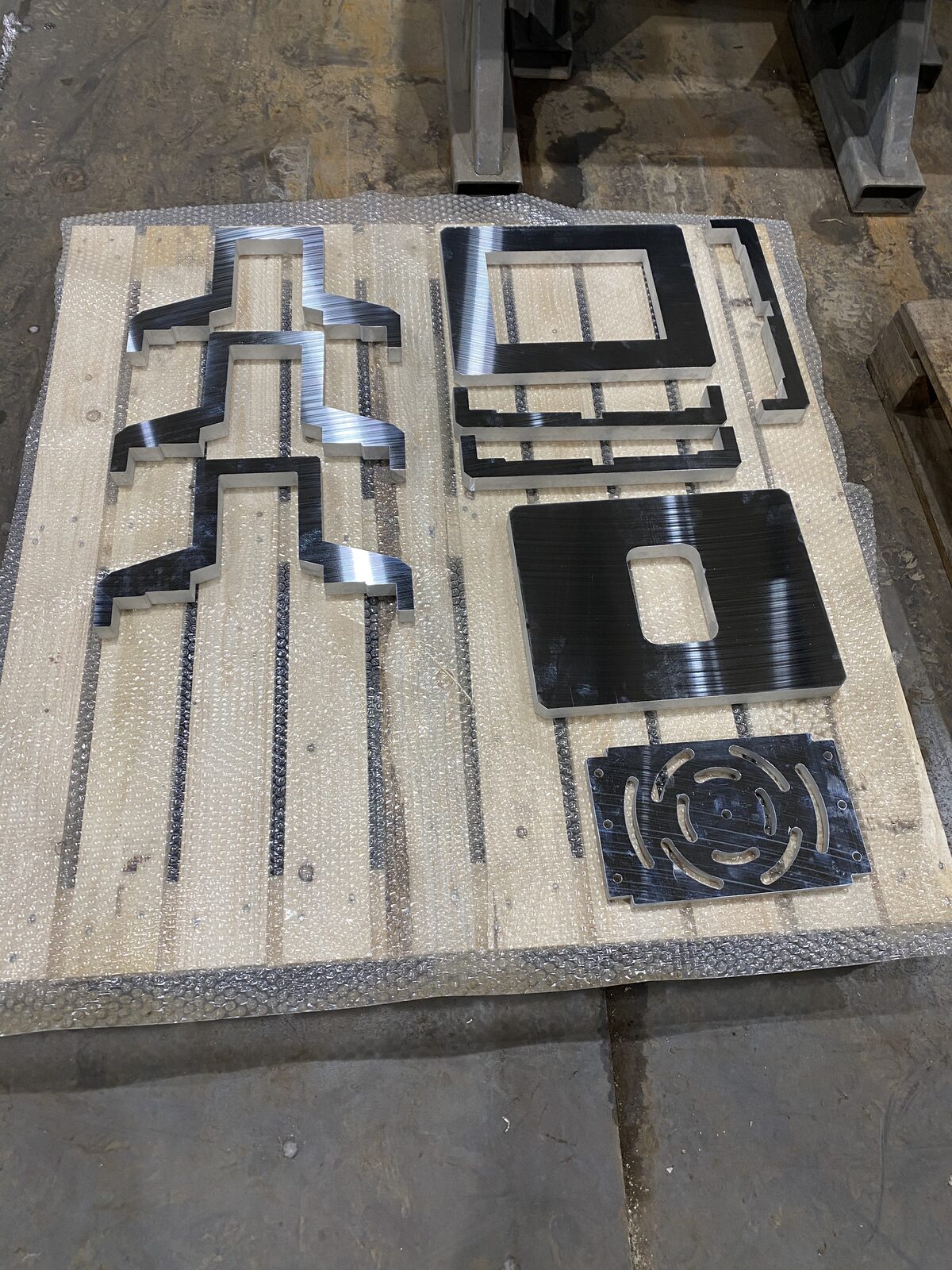 Finished thick plate parts