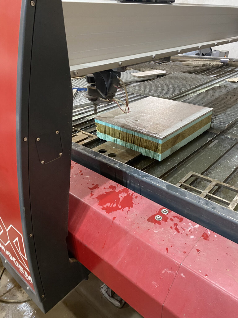 Waterjet cutting of sandwich panel