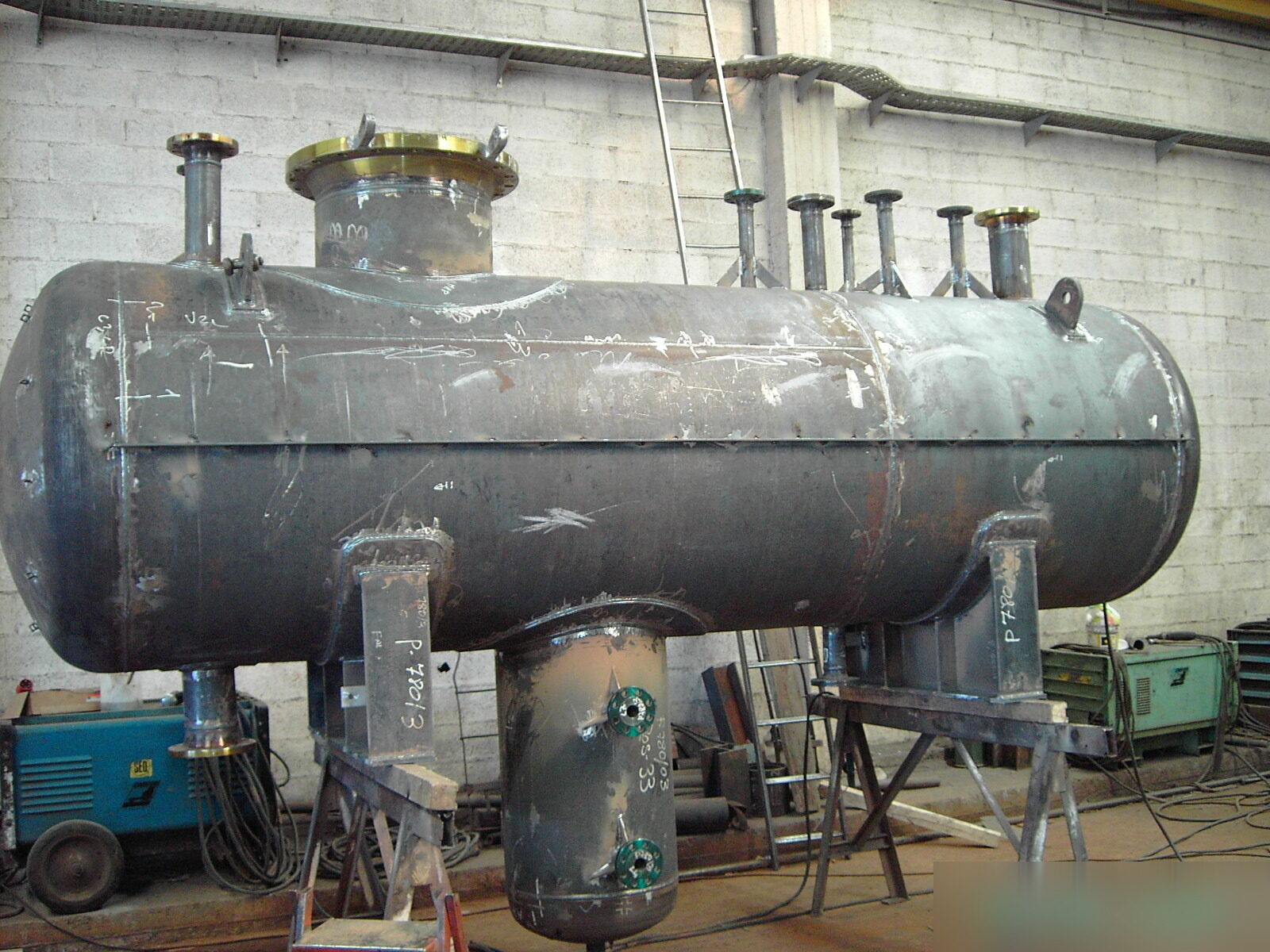 Pressure tank in fabrication