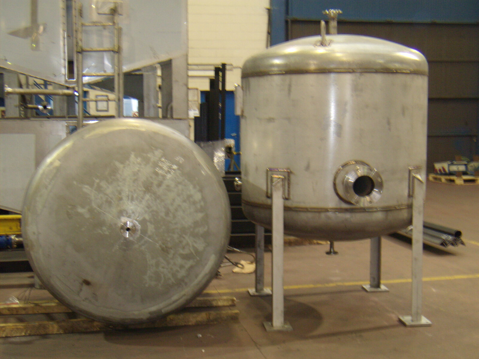 Vertical stainless steel tank