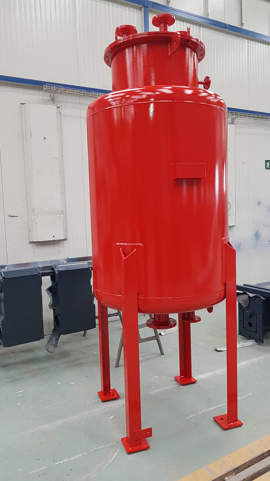 Painted vertical tank