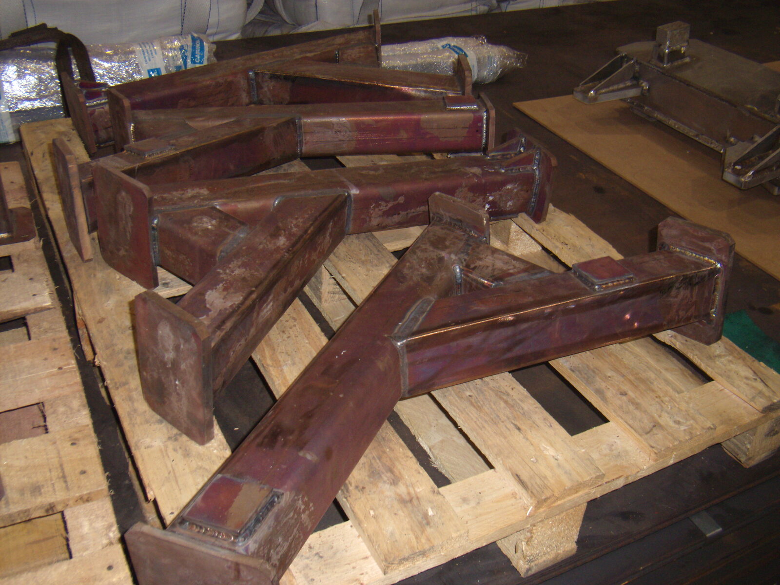 Welded structural tube supports