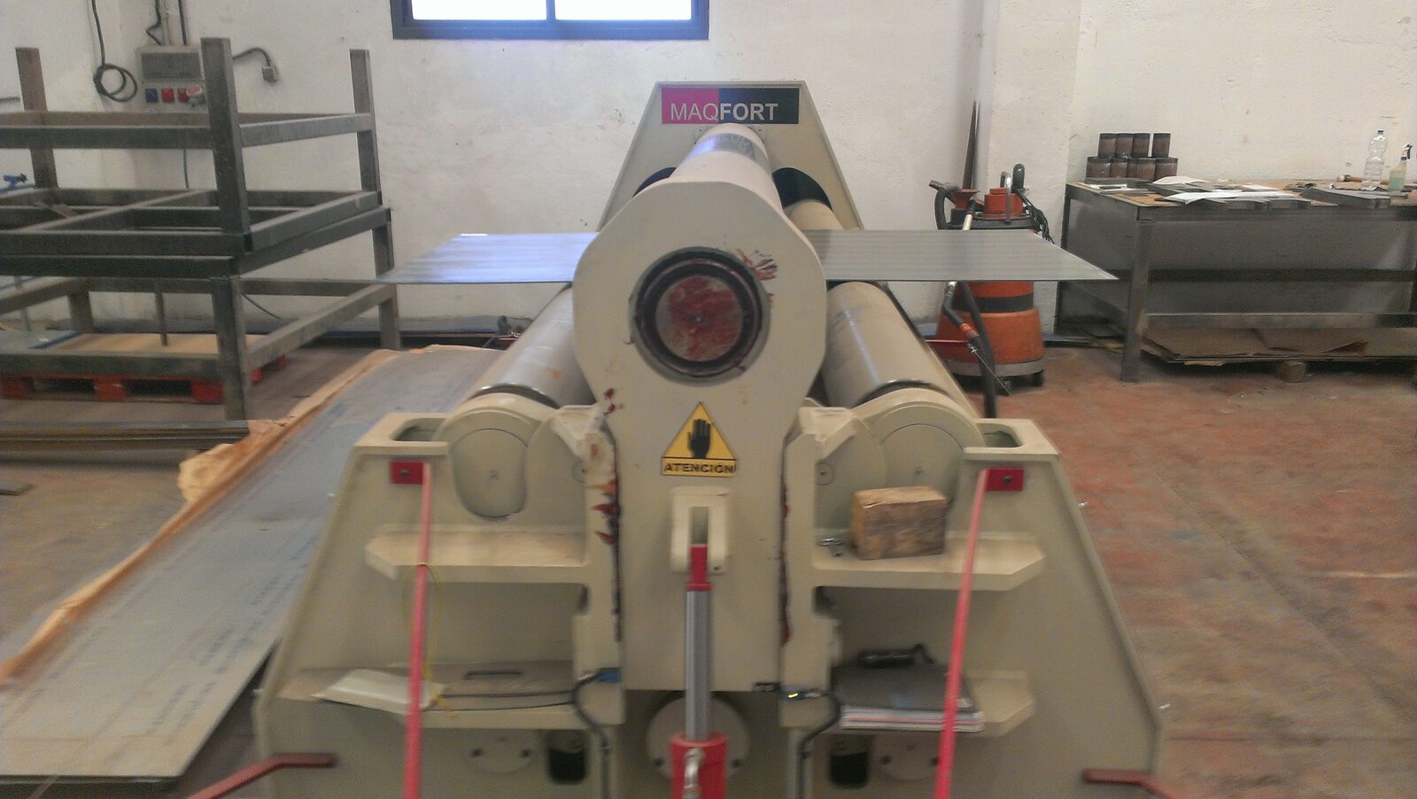 Plate roll bending sheet metal