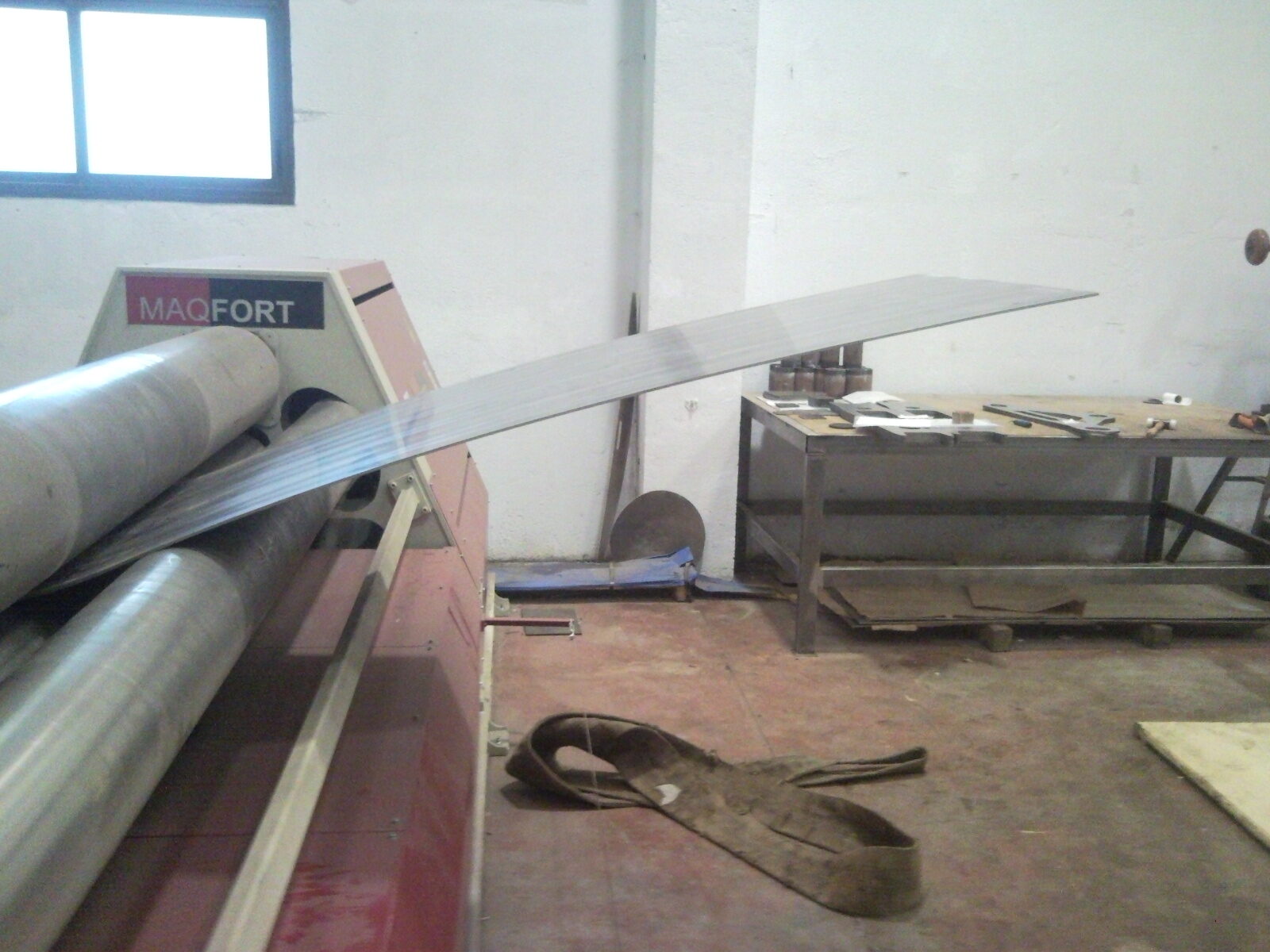 Curving thin sheet metal