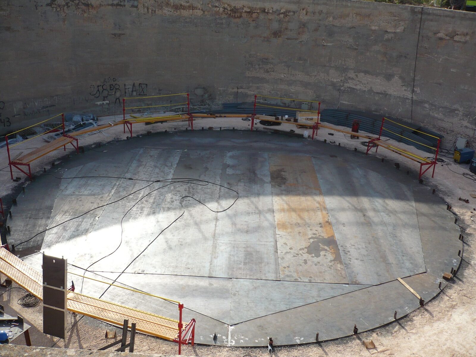 Tank bottom on site