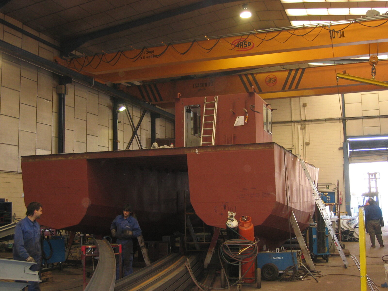 Catamaran hull under construction