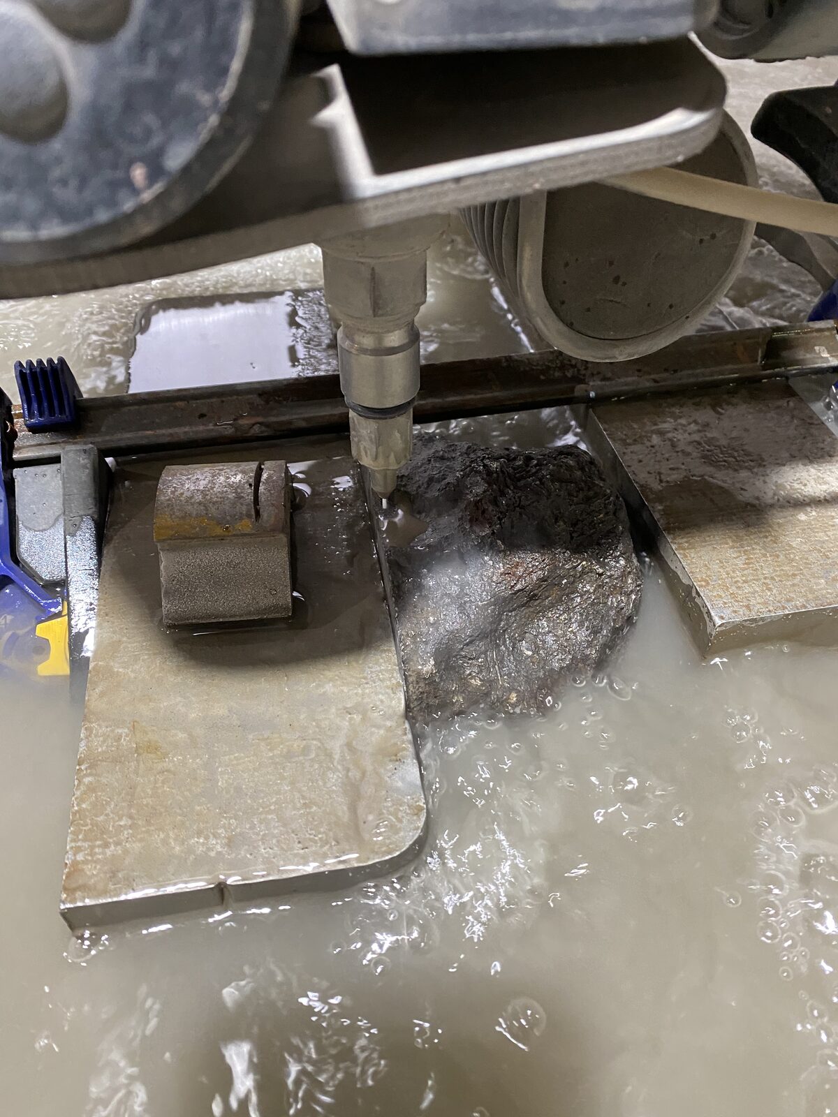 Waterjet cutting a part