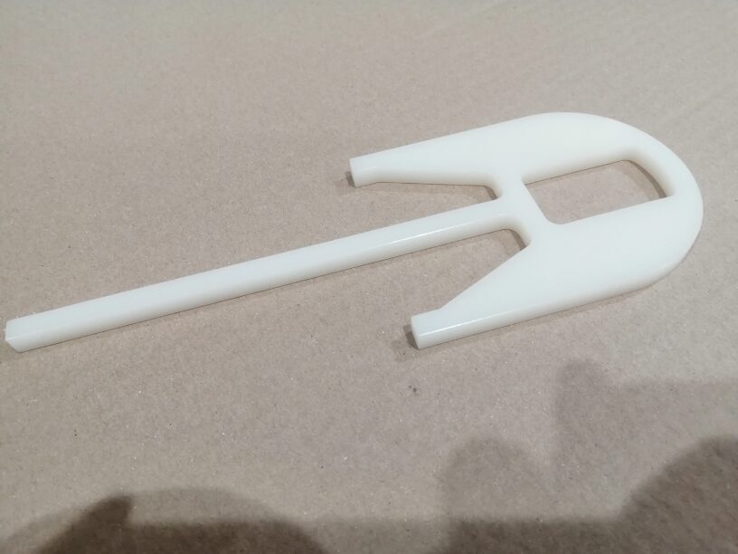 Waterjet-cut plastic part